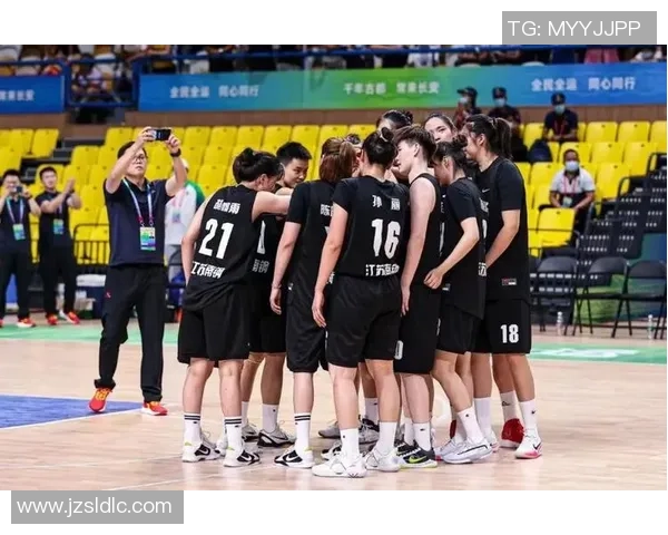 南京篮球队在全国耐力排行榜中荣登第八名展现出色竞技实力与团队精神